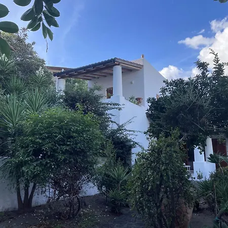 Con Vista 招待所 *