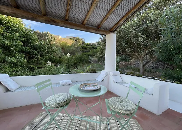 Con Vista Città di Lipari